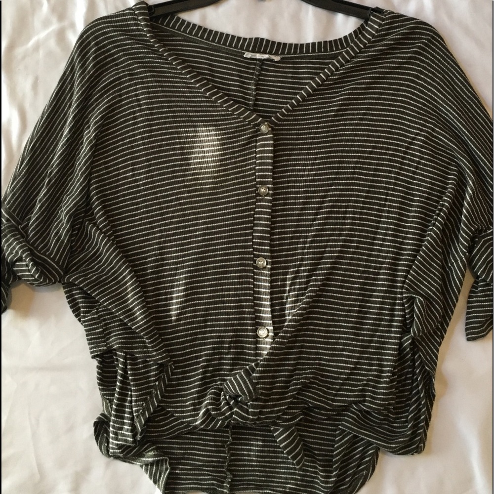 Stripped button top